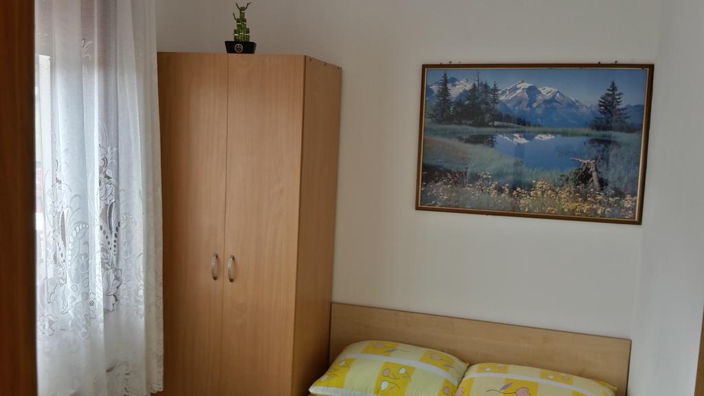 House Petkovic Hotel Korenica Luaran gambar